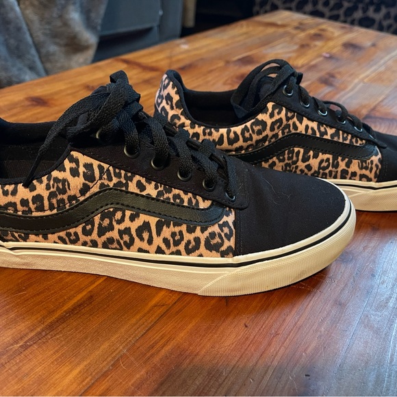 Vans Shoes - Women’s leopard Vans